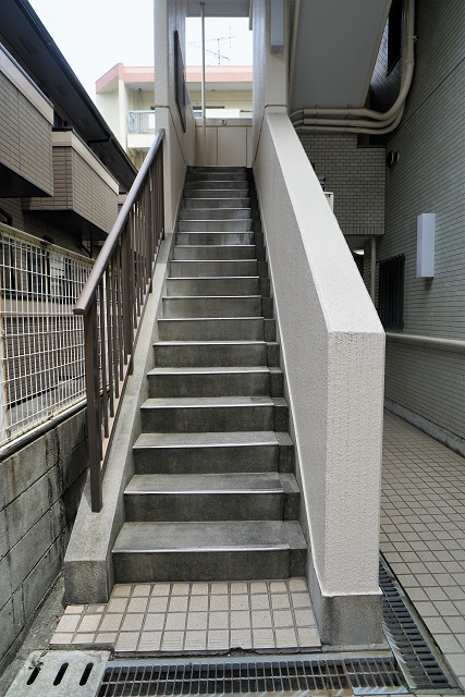 名東区本郷2 第三幸楽ビル 共用部階段 名東区本郷2 第三幸楽ビル 共用部階段