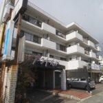 【飲食店にオススメ!:水野マンション:1階102号室19.66坪】地下鉄上飯田線「上飯田」駅から徒歩9分!大通り沿いのカフェ居抜き物件をご紹介します! 【飲食店にオススメ!:水野マンション:1階102号室19.66坪】地下鉄上飯田線「上飯田」駅から徒歩9分!大通り沿いのカフェ居抜き物件をご紹介します!
