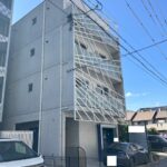 【美容サロンにオススメ！：ＨＫ２ ｗｅｓｔ：２階２２０２号室 6.17坪】名鉄本線「栄生」駅から徒歩１分！店舗利用可能のマンション物件をご紹介します！