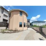 【軽飲食や美容系、サービス店にオススメ！：緑区神沢2丁目のお店：1棟延べ11.39坪】地下鉄桜通線「神沢」駅より9分！オシャレな外観の駐車場付き物件です！