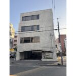 【サービス店舗やスクールにオススメ!:千種区池下一丁目1棟貸店舗:1棟95.91坪】地下鉄東山線「池下」駅から徒歩2分!1棟貸しビル物件のご紹介です♪ 【サービス店舗やスクールにオススメ!:千種区池下一丁目1棟貸店舗:1棟95.91坪】地下鉄東山線「池下」駅から徒歩2分!1棟貸しビル物件のご紹介です♪