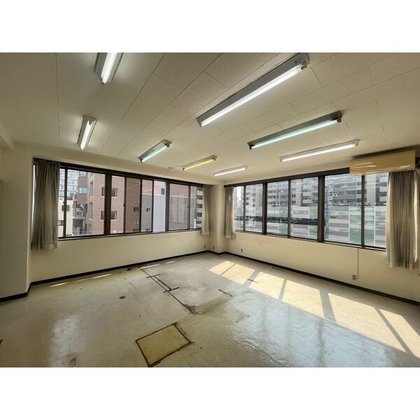 熱田区沢上1丁目 沢上店舗事務所 内観① 熱田区沢上1丁目 沢上店舗事務所 内観①