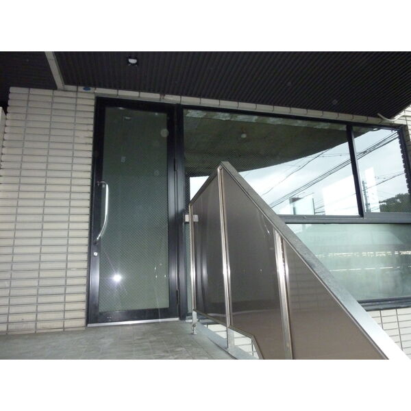 昭和区広路町 LINKS八事ビル 店舗入口 昭和区広路町 LINKS八事ビル 店舗入口