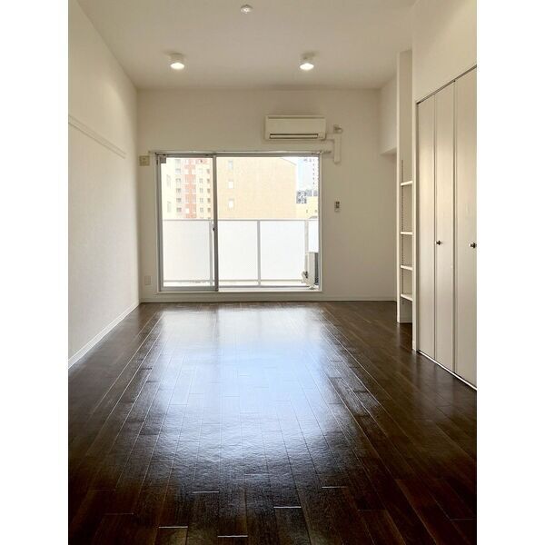 内観②(内装) 内観②(内装)