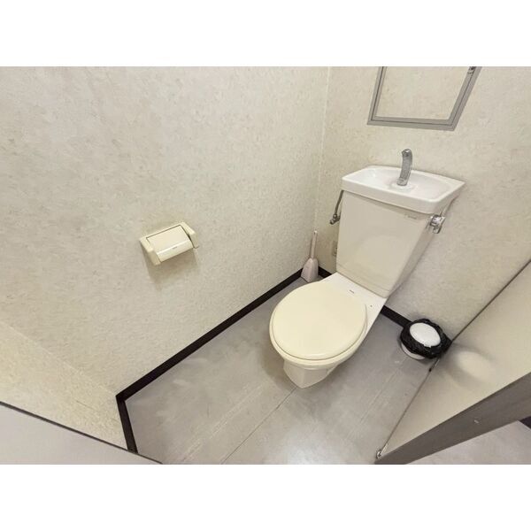 トイレ(内装) トイレ(内装)