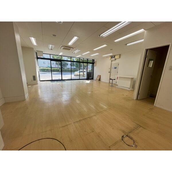 東区筒井2 クルマミチdkcビルディング 内観①(内装) 東区筒井2 クルマミチdkcビルディング 内観①(内装)