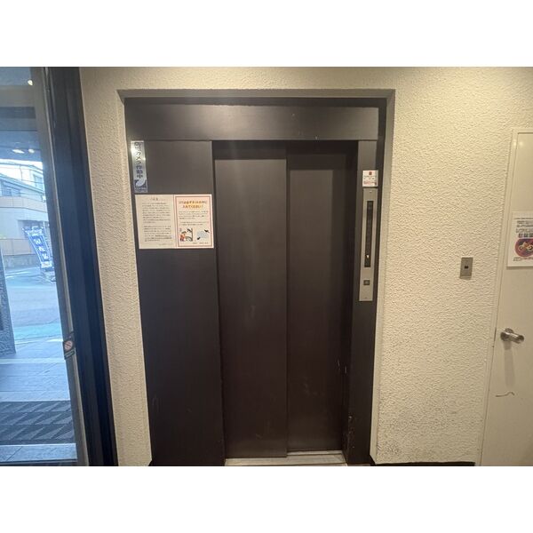 エレベーター エレベーター